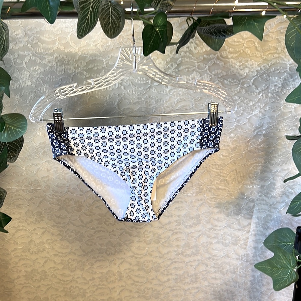 Tommy Bahama Paisley Terrace Bikini Bottom, Navy/White, Women’s Size XS